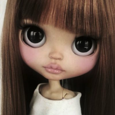 meidamoiselle's profile picture. cat's mama