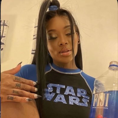 MasenStorm's profile picture. tear me down with words but I know that’s how you cope