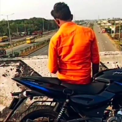 NaniPSPK2611's profile picture. మనకెందుకులే అనే స్థాయి నుండి మనం కాకపోతే ఇంకెవరు అనే స్థాయికి తీసుకెళ్ళిన నువ్వంటే మాకు ఆదర్శం... @PawanKalyan @JanaSenaParty #DonateBloodSaveLifes...