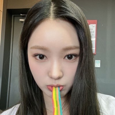 weonaen365's profile picture. 