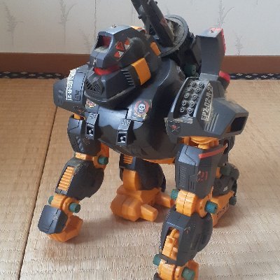 PKYa3ejGLSNecQ5's profile picture. アナログで二次創作の同人誌を出したり、BOOTHで色紙を出したりしています。
プラモも組みます。