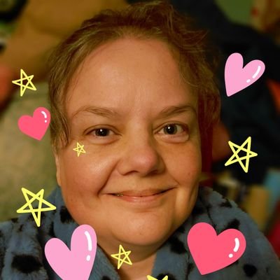 busstop_kris10's profile picture. I used to think I was sensible. It makes the truth even more incomprehensible. #MECFS #5SOS