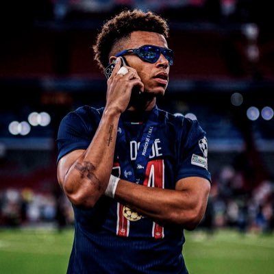 TheGoatPSG's profile picture. 𝑷𝒂𝒓𝒊𝒔 𝑺𝒂𝒊𝒏𝒕 𝑮𝒆𝒓𝒎𝒂𝒊𝒏 ❤️💙☝🏽#ThankYouCena 🐐 #FreeCongo 🇨🇩🙏🏽