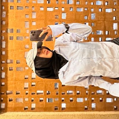 queenolone's profile picture. a comfort sanctuary—space ☁️ not gonna pretend or be anyone else.