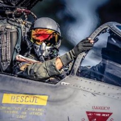 TarunVenkatesh_'s profile picture. 