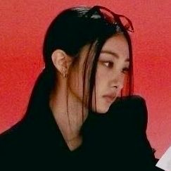 meovvvss's profile picture. meovvholic