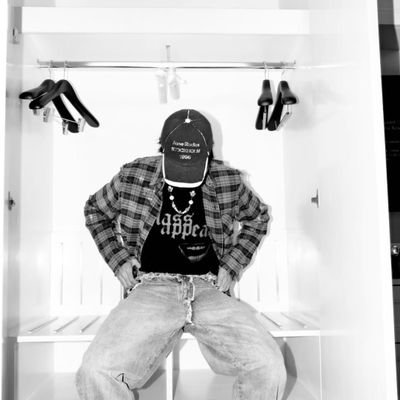 jaarchen's profile picture. https://t.co/eDWY11WdBA Joong Archen — quiet fire.