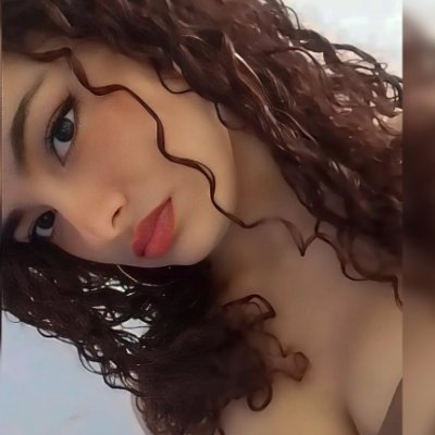 _Envozbaja's profile picture. 