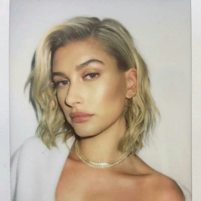 Wintertorrancx's profile picture. • @justinbieber • LH44 •