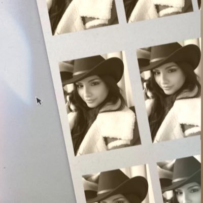 _adilenne's profile picture. Full-time Dodgers fan ⚾️ Also, 🐅~🐐~⭐️s🏒