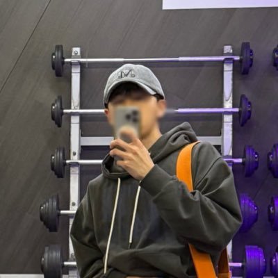 zhushao_M's profile picture. 舞蹈生/广州/湛江/176/0/🚪188