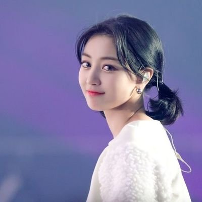 peylo_nce's profile picture. OT9 Jihyo Biased  #TWICE 👽🍭 | retweets alot |also stans #IVE, #ILLIT , #NMIXX and other depending on the climate lol | Chou Tzuyu Mina and Nayeon ❤️‍🩹