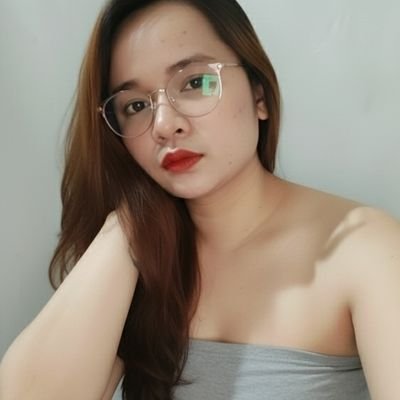 Neajmik's profile picture. It's okay to feel nothing. The moon isn't always full 🦋 
Selenophile 🌜
Pluviophile  🌧️
T6M4WSFU