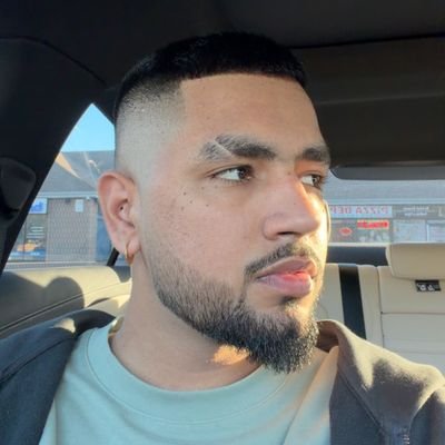 TanishBhandari1's profile picture. 