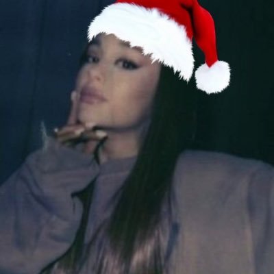 thinkingbyy's profile picture. I lived a thousand lives because I read. 🤍