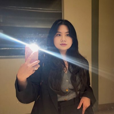 honeyisugarplum's profile picture. 🌹