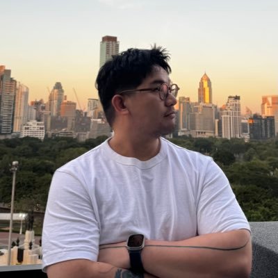 arttsada's profile picture. ig : @arttsada | (he/him) a human with fluid sexuality, not straight nor your business. Not a cafe hopper but caffeine-needed person.