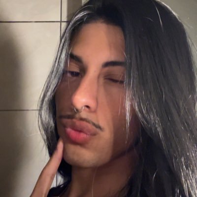 aleeedx's profile picture. https://t.co/ILJHCEmMGX