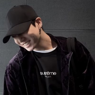 hvmanitywar's profile picture. 