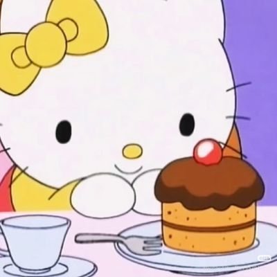 Myrivelle's profile picture. rip @flourrosie