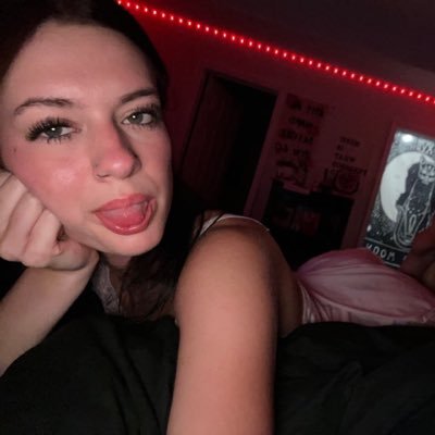 xdalice_xdo6's profile picture. DM me if you’re a real one