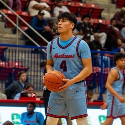 gutierrez_zahir's profile picture. #4 @NWCC_MBK , FIBA Team Mexico 🇲🇽 🇺🇸dual nationality. 1X State Champion 1x Player of the year 🏆 Sophomore  901-524-9998