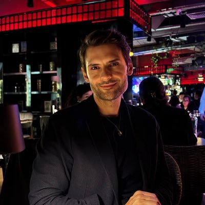 aydinbahar's profile picture. Author | Digital Art Creator | Imagination Architect  📖 “Oluş ve Boşluk Arasında Baladlar” - Kitapçılarda