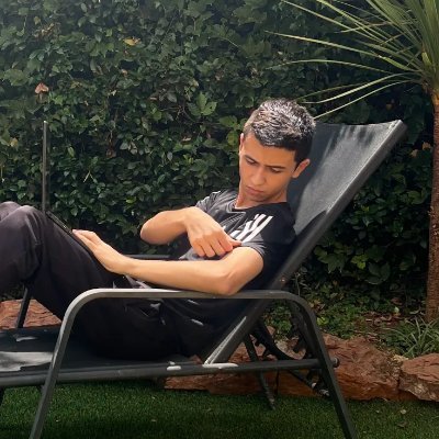 ivelinivnv's profile picture. scaling brands through content | Founder https://t.co/ooZZAtBAsJ @JoinVirality