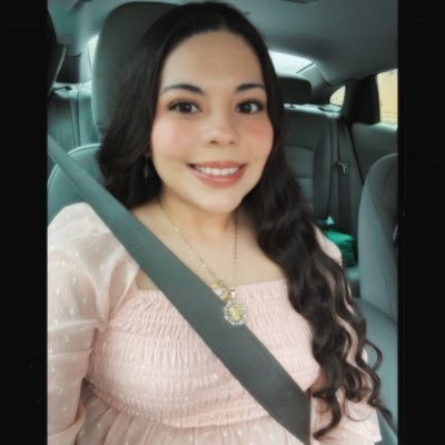 misselsie01's profile picture. “Nothing can dim the light which shines from within.” ―Maya Angelou