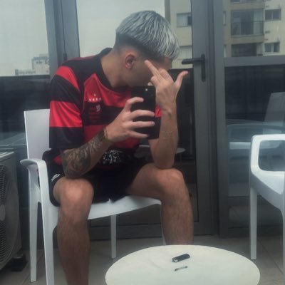 gabrielmorello_'s profile picture. o último bom malandro