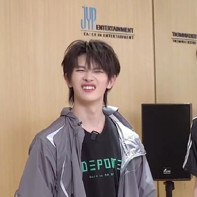 4ssahongsam's profile picture. ᴰᴬʸ⁶ ⁻ ᴵ'ᴸᴸ ᵀᴿʸ ▶︎•၊၊||၊|။||||။၊|။• 
#DAY6 #P1harmony #NMIXX #Kickflip #NEXZ #CIIU