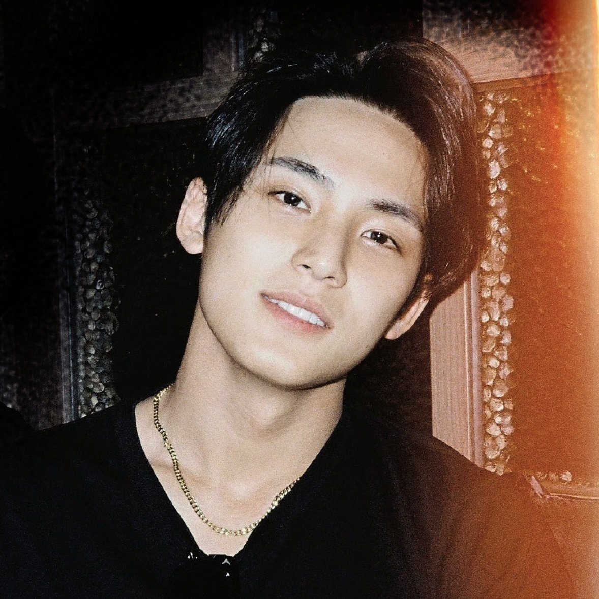 Yovkuitkx6's profile picture. 