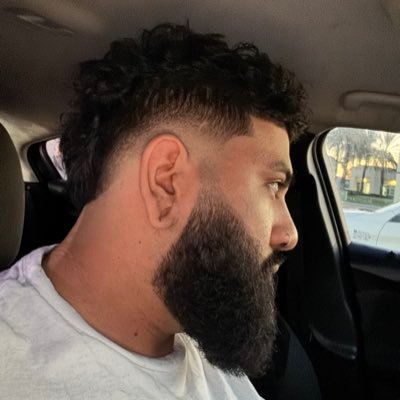 notyurpapi's profile picture. thirst trap warning