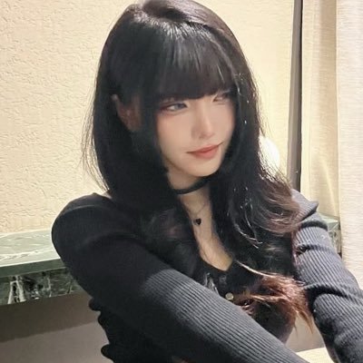 circleoflara's profile picture. 