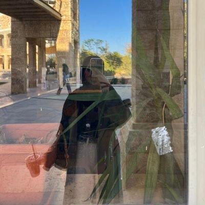 Afnan_khazaleh's profile picture. JUST📚