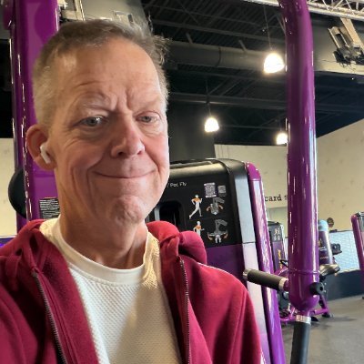 BuildaHelpDesk's profile picture. Help Desk Manager & cancer fighter. Battling head & neck cancer. Support my journey: https://t.co/SYVcRdRVeS Author & speaker.