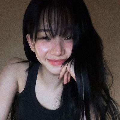 faayyyw's profile picture. got 🍣 in @fayeeewww