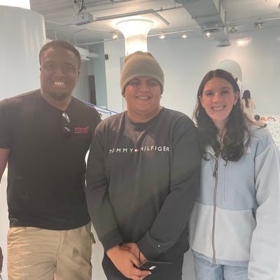 melrose_12's profile picture. Peace, love, and positivity❤️ EST💕