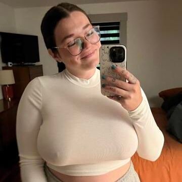 jenny1986476's profile picture. God First 🙏✝️Legit Sugar Mommy 💵.I Help City 🏙️And Organization With Financial 💵💵 Assistance Dm With Your Cash App Tag or PayPal Address Now For $5k