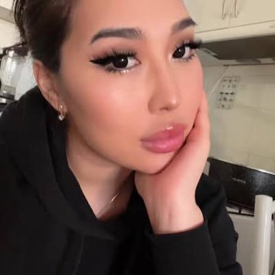 armeliajul's profile picture. …