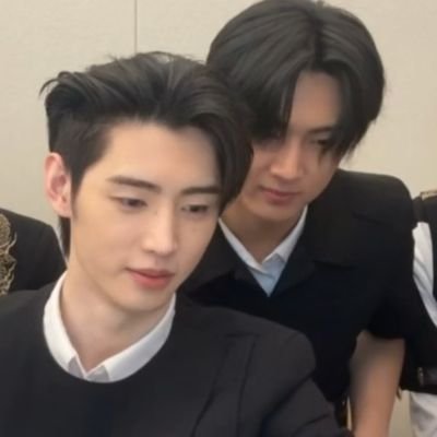 jayhoonjay's profile picture. 🖤🤍 젱성 | 성젱 🤍🖤