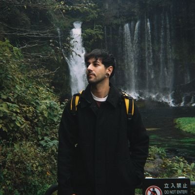 CuouzKvothe's profile picture. developer pésimo y peor jugador de Genshin