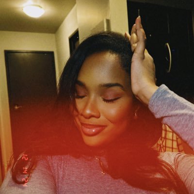 annagueye_'s profile picture. "The future is not some place we are going to, but one we are creating." ~ Peter Ellyard 🤍