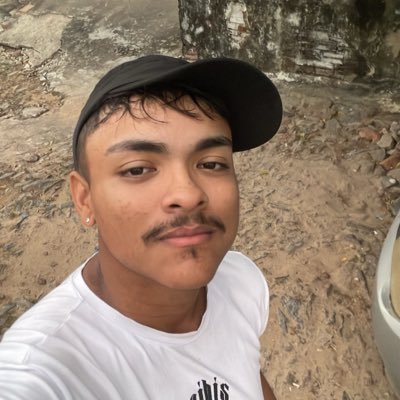 Carlosrskkk's profile picture. 