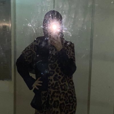 Iqradoesthings's profile picture. I have one year to change my life. Going all in on Design (UI/UX) and Code (Frontend). Starting with nothing but a laptop and a deadline.