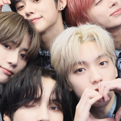 tucateries's profile picture. 𝑯eart 𝒑ageS dedi-CAT-ed to txt ⭑.ᐟ

✮ ⋆ ˚｡𖦹 ⋆｡°✩