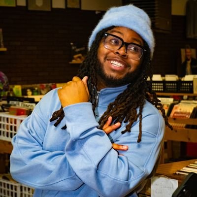 Excalibur707's profile picture. Rapper🎤 | Producer🎹 | Poet Laureate🖋️
                 JXN State Alumni🐯    |    UC Berkeley Alumni🐻

Beyond The Stars💫✨