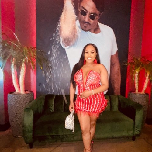 xoxojustified's profile picture. 