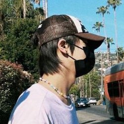 roechfort's profile picture. Dear, Aru, my loml.