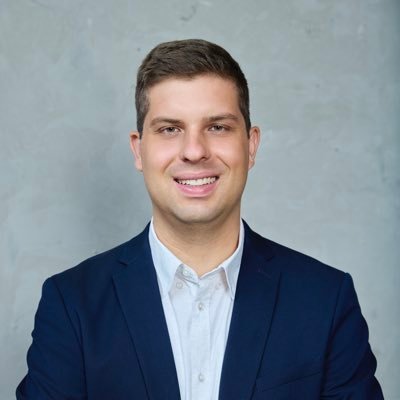 Gloryluv34's profile picture. Gründer @abilitato_de Value Investor. Auf der Suche nach unterbewerteten #Aktien. Keine Anlageberatung oder -empfehlung.